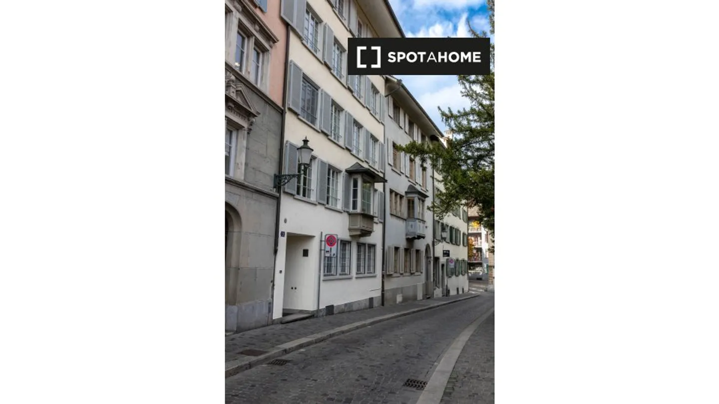 Studio for rent - Photo 5 of 6