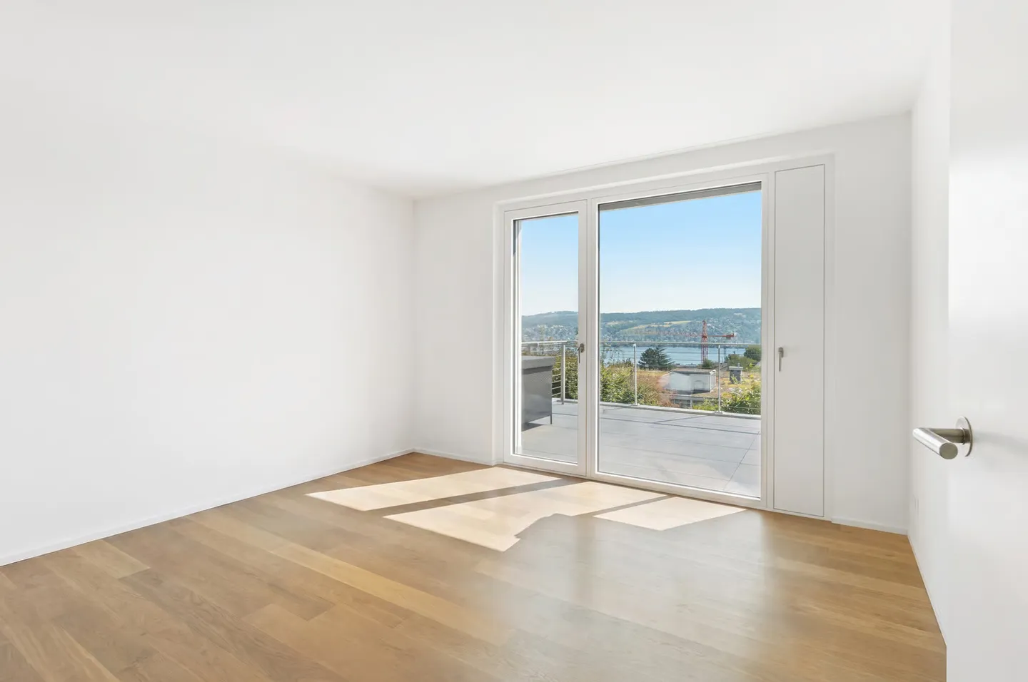 4.5-Room Maisonette Terrace Apartment with Dream View - Photo 10 of 10