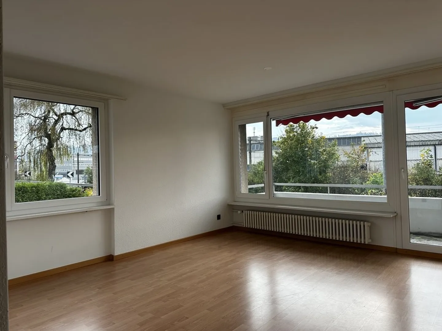 Votre nouveau chez-vous confortable à Brügg - Photo 3 sur 6