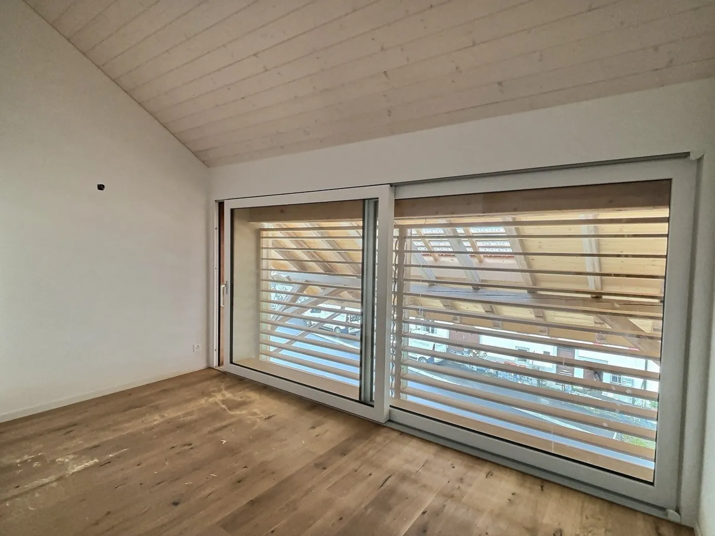 Wunderschöne 4,5-Zimmer-Duplexwohnung mit Mezzanin - Foto 5 von 13