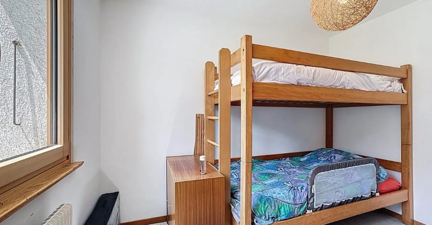6-room house - Photo 12 of 12