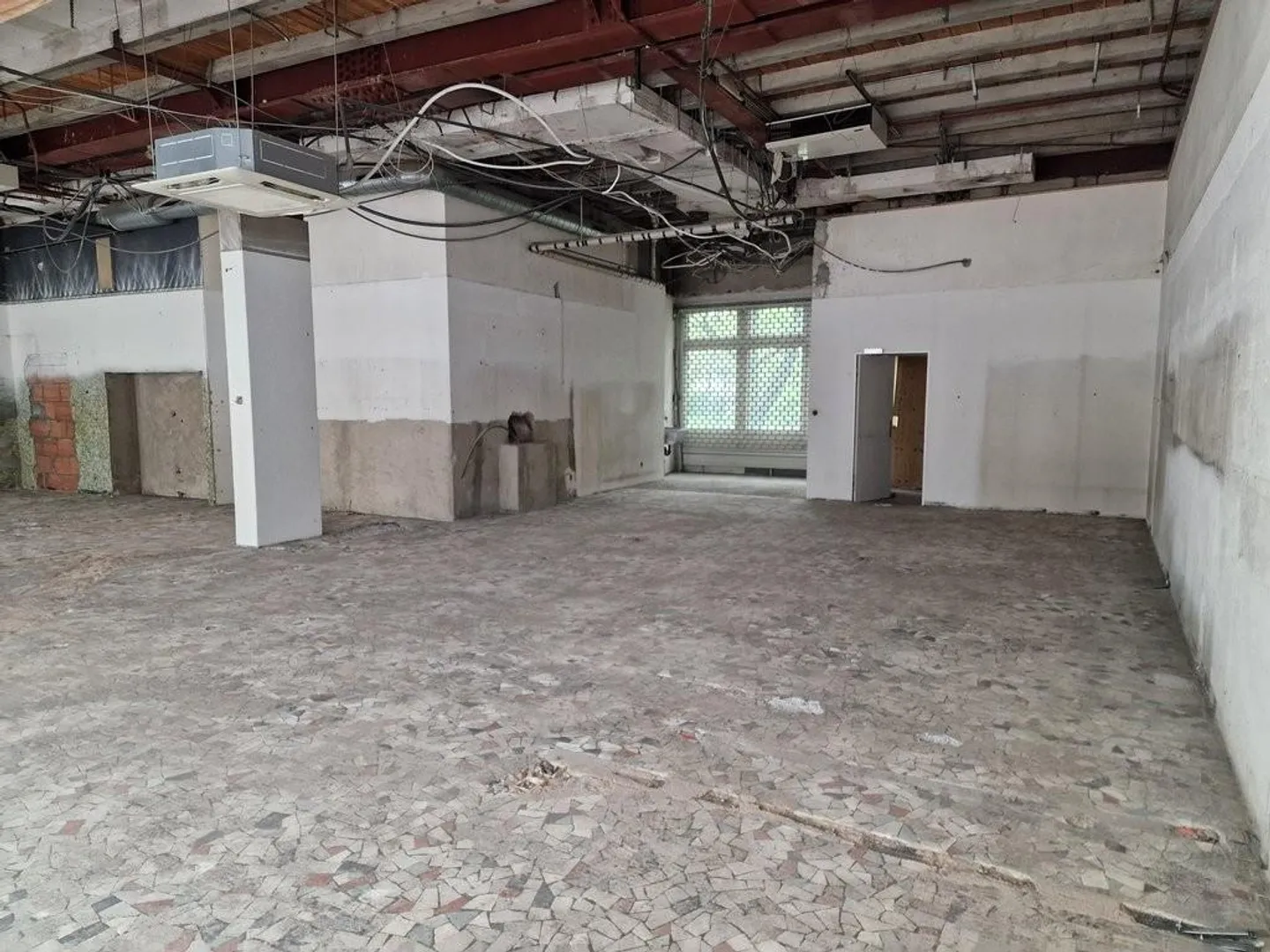 Commercial space in prime location in Olten - Photo 6 of 6