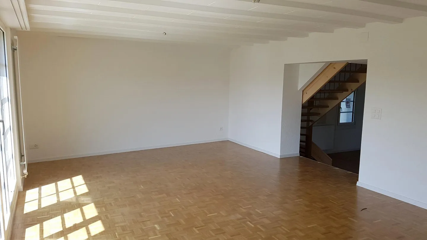 Charming two-storey apartment - close to the center yet peaceful - Photo 6 of 12