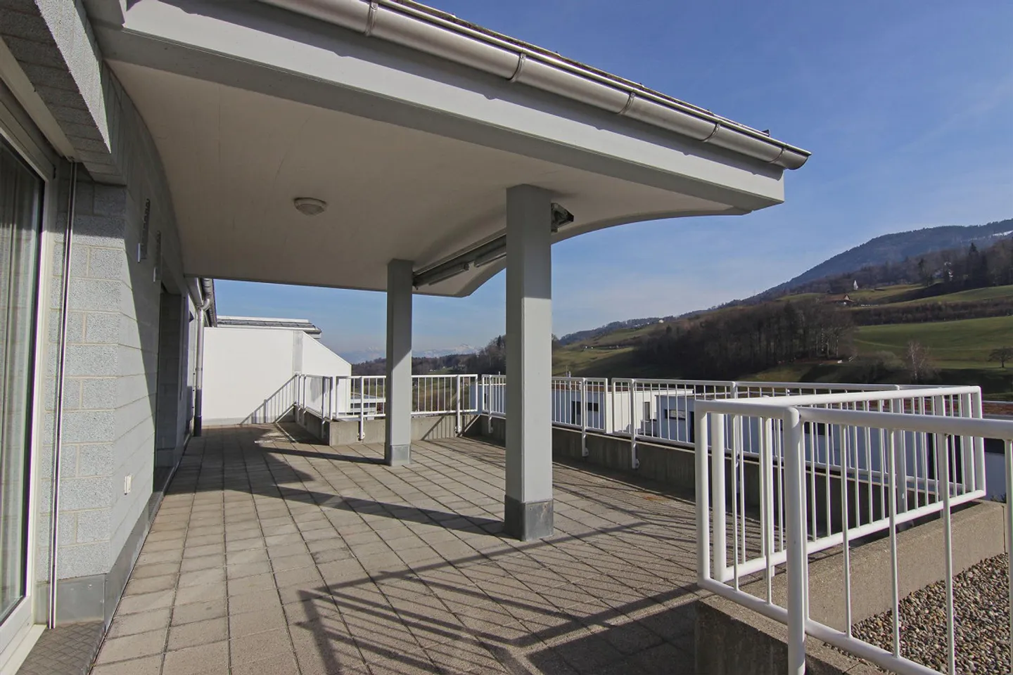 Récemment rénové! - Photo 2 sur 7