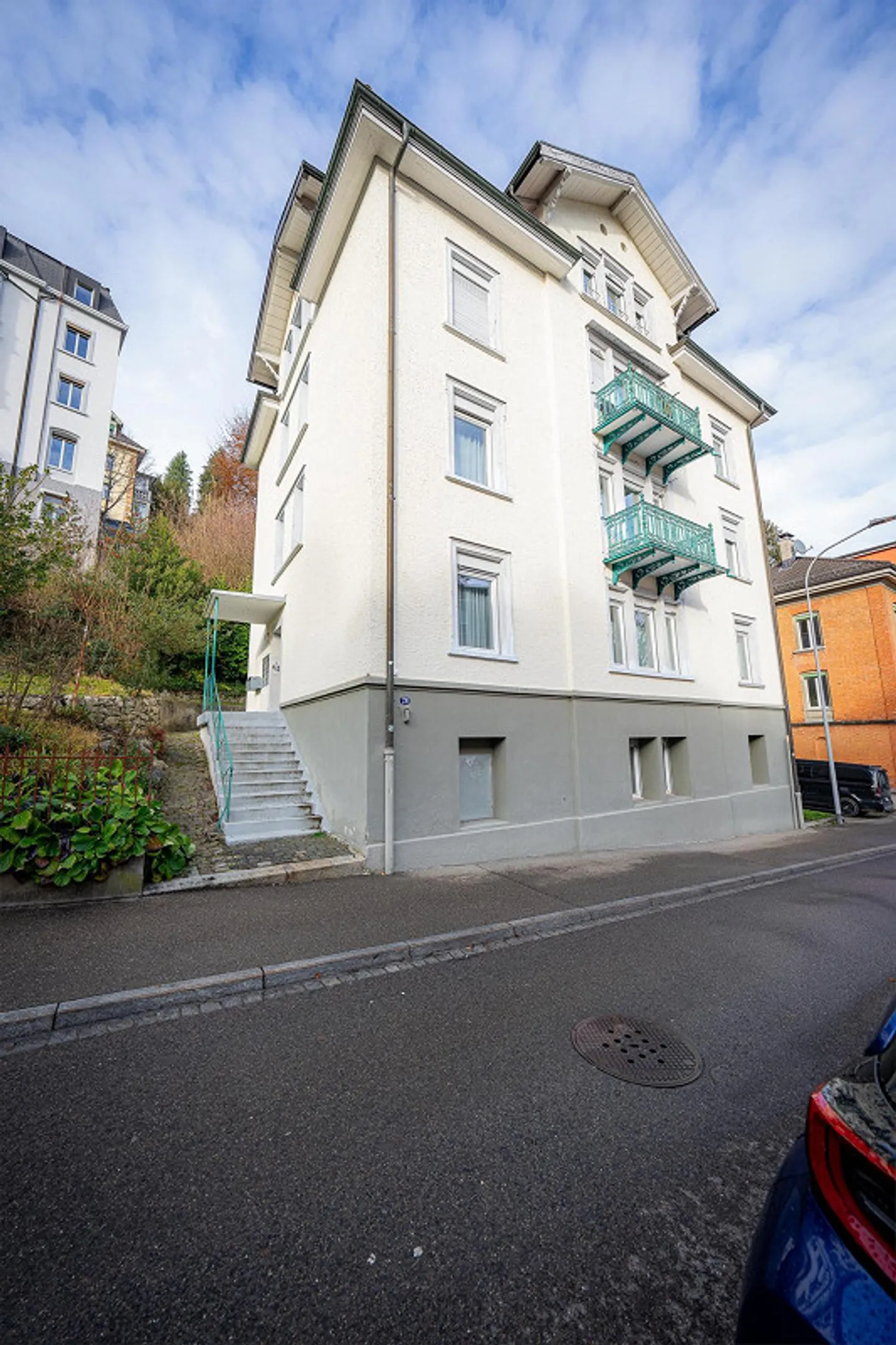 Idéalement situé : rapidement en ville, au calme à la maison. - Photo 2 sur 8