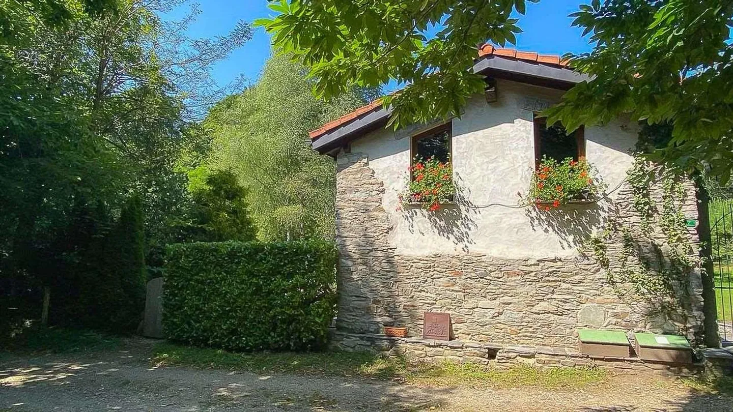 Bellissimo annesso rustico con grande proprietà - Foto 4 di 4