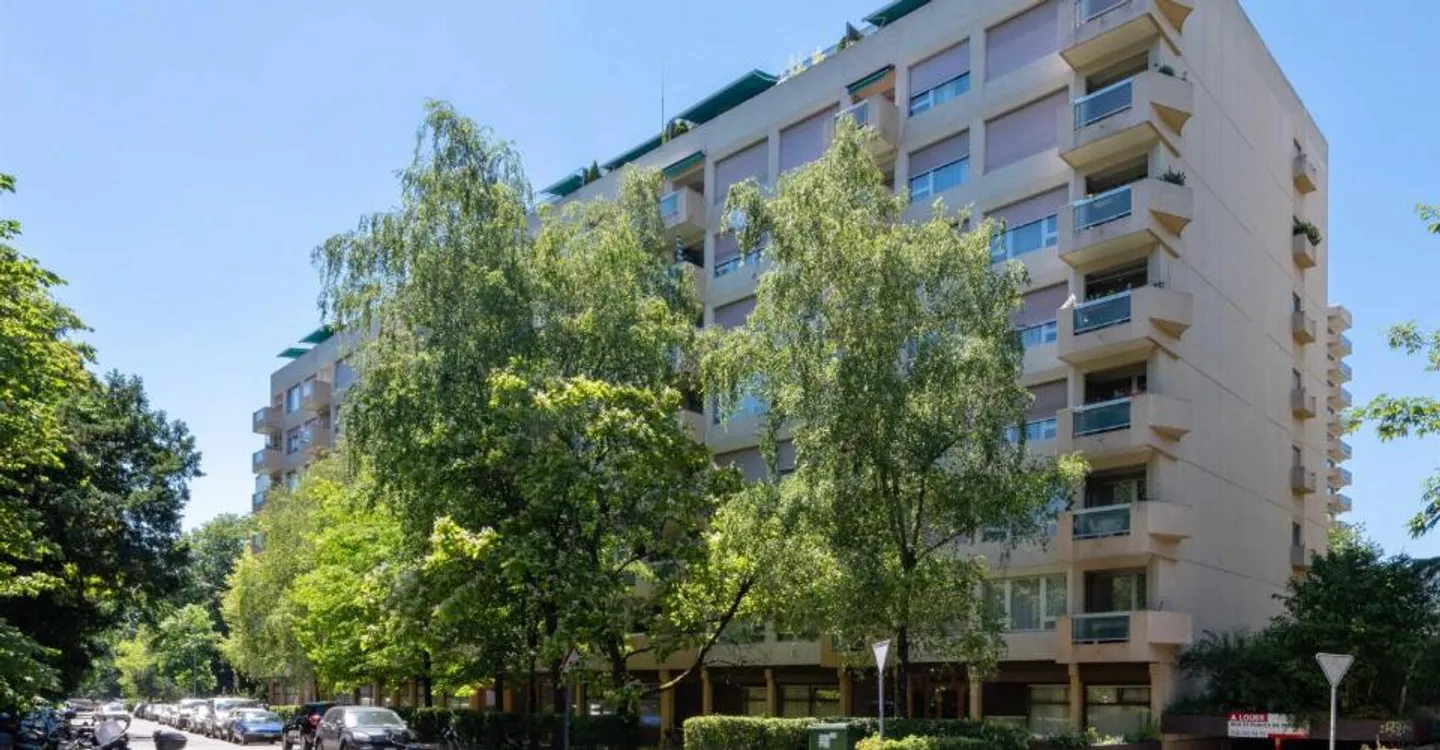 Quartiere di Malagnou - Posto auto esterno - Foto 1 di 1