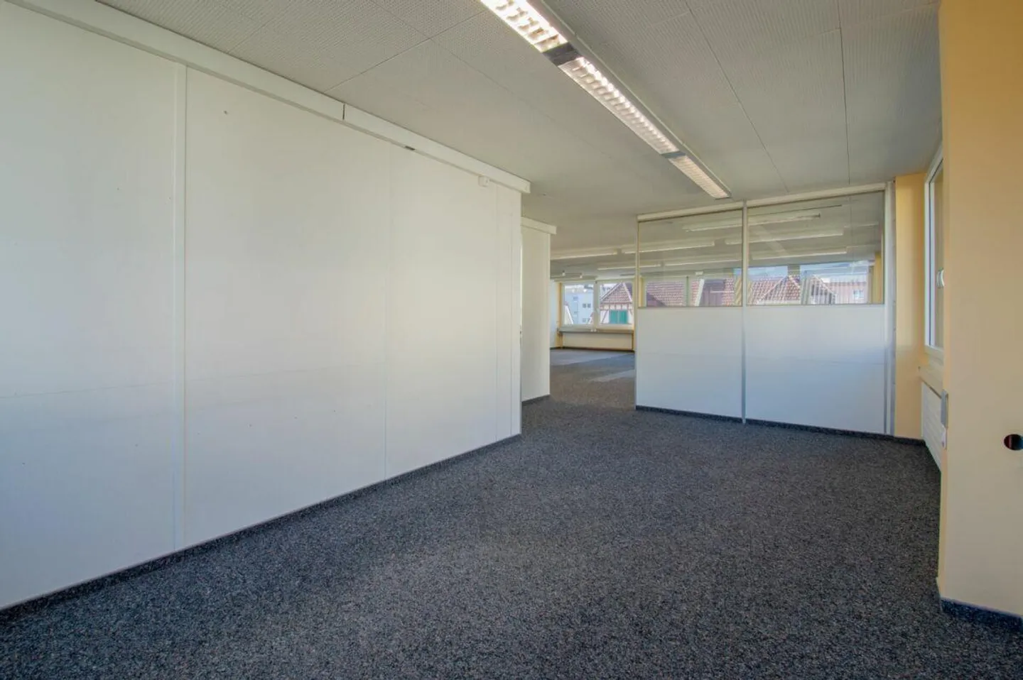 Ampie aree ufficio a Sargans - Foto 7 di 14