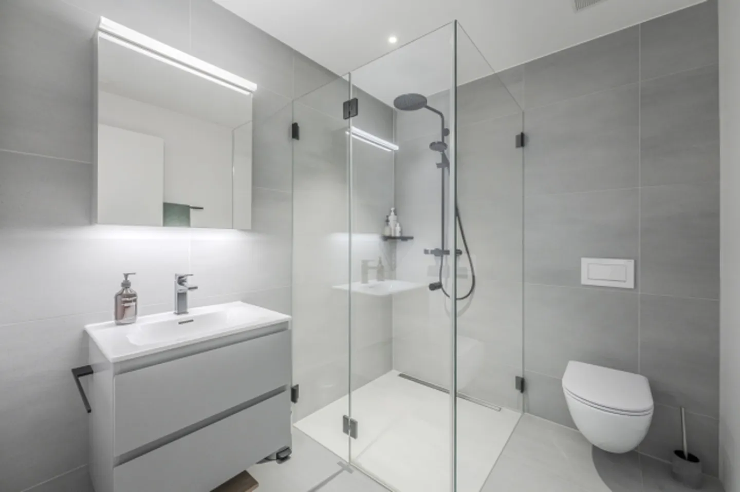 Modernes Apartment mit sonnigem Balkon - Foto 6 von 6