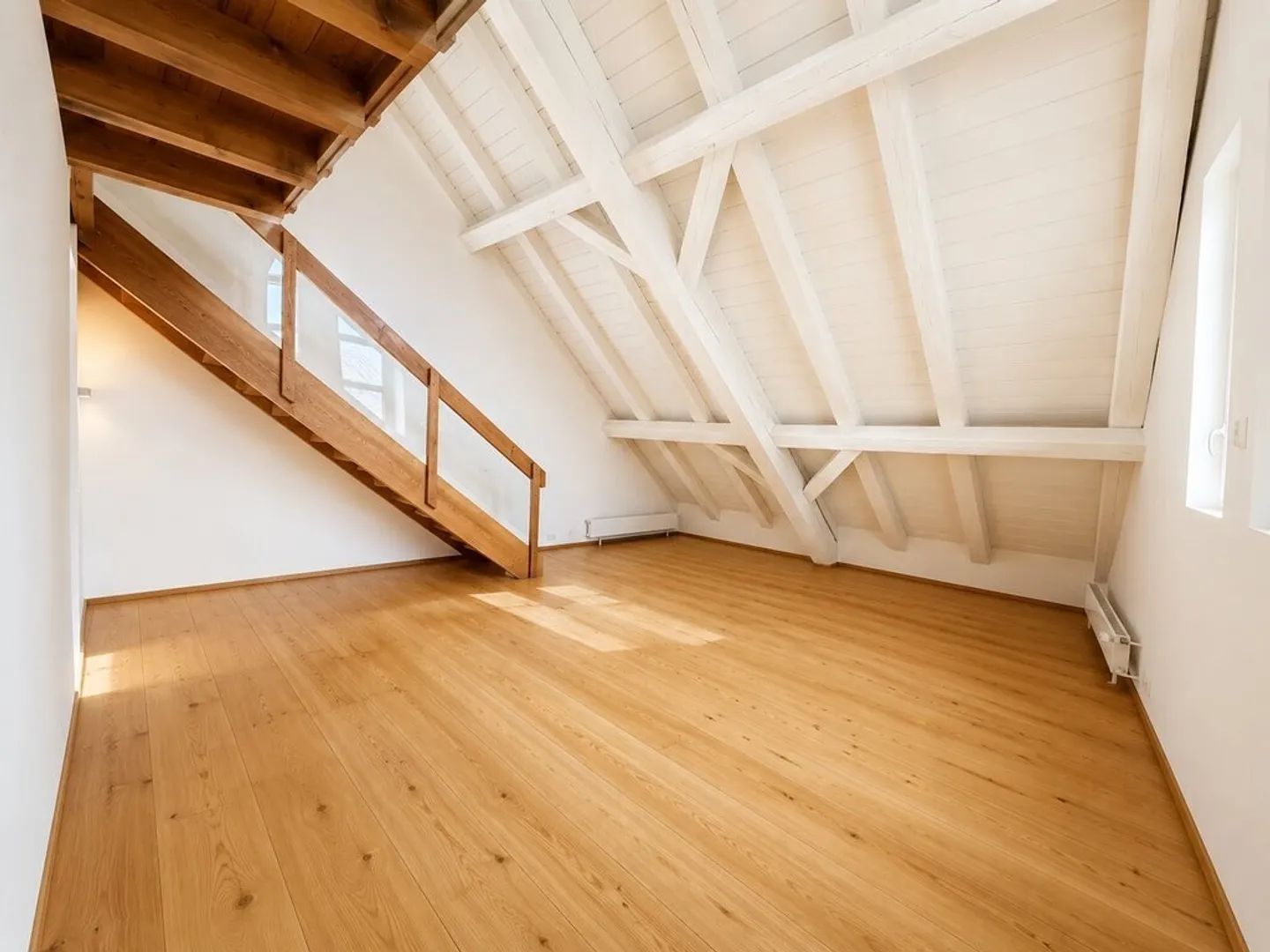 Duplex affascinante di 4,5 stanze nel cuore della città - Foto 3 di 12