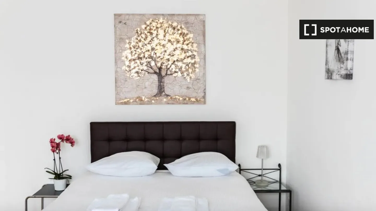 Entdecke, besichtige und miete dein neues Zuhause online mit vollem Vertrauen. - Foto 8 von 8