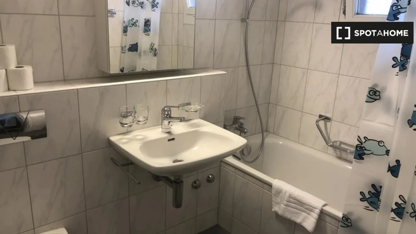 Appartamento in affitto - Foto 4 di 8