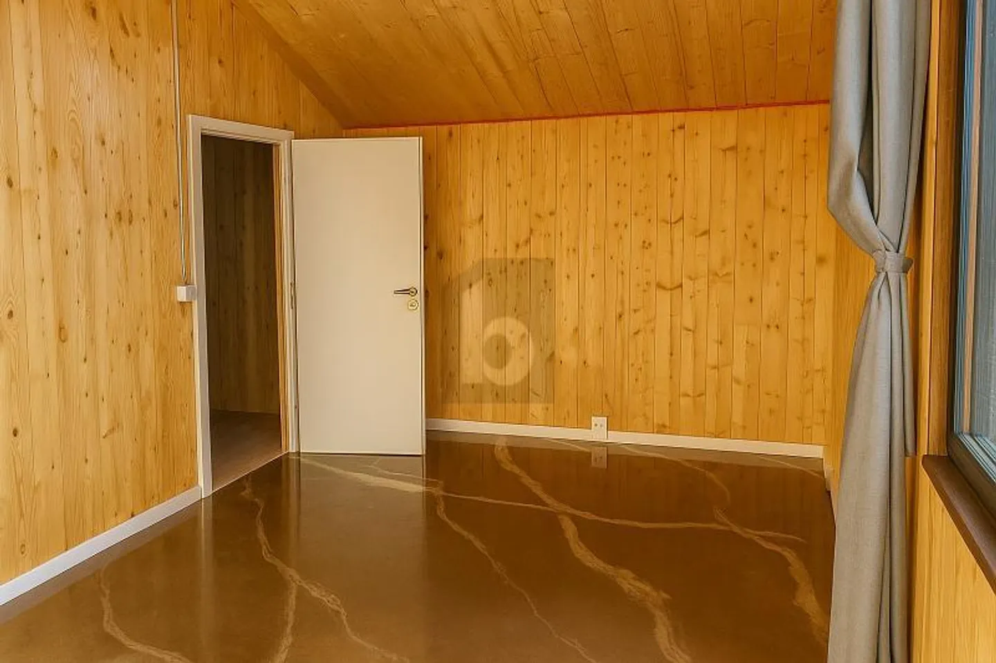 MODERN AND EQUIPPED INDUSTRIAL SPACE - Photo 4 of 6