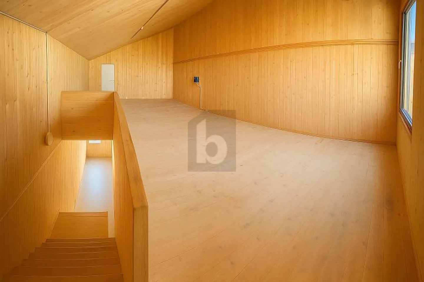 MODERN AND EQUIPPED INDUSTRIAL SPACE - Photo 3 of 6