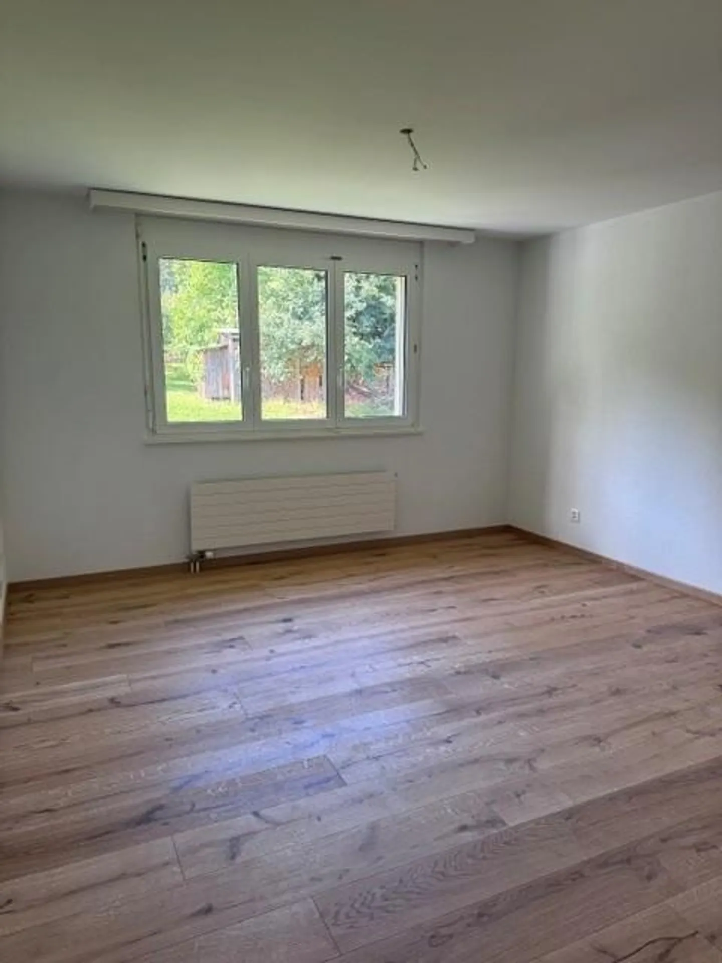 Modernes 3.5-Zimmer-Apartment - Foto 5 von 8
