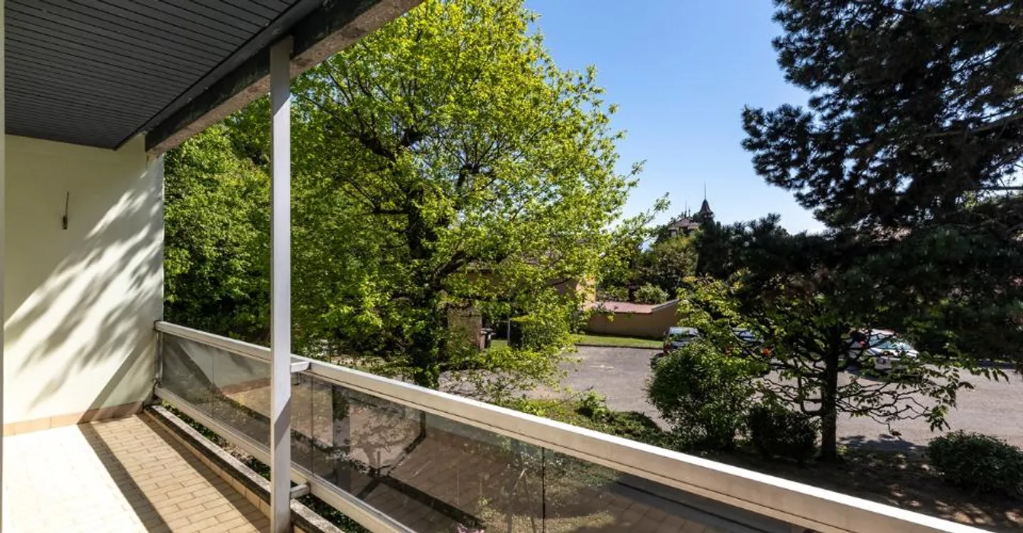 Appartement spacieux dans quartier recherché - Photo 8 sur 9