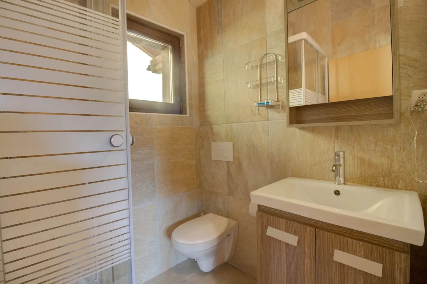 Chalet per residenza secondaria - Foto 3 di 9