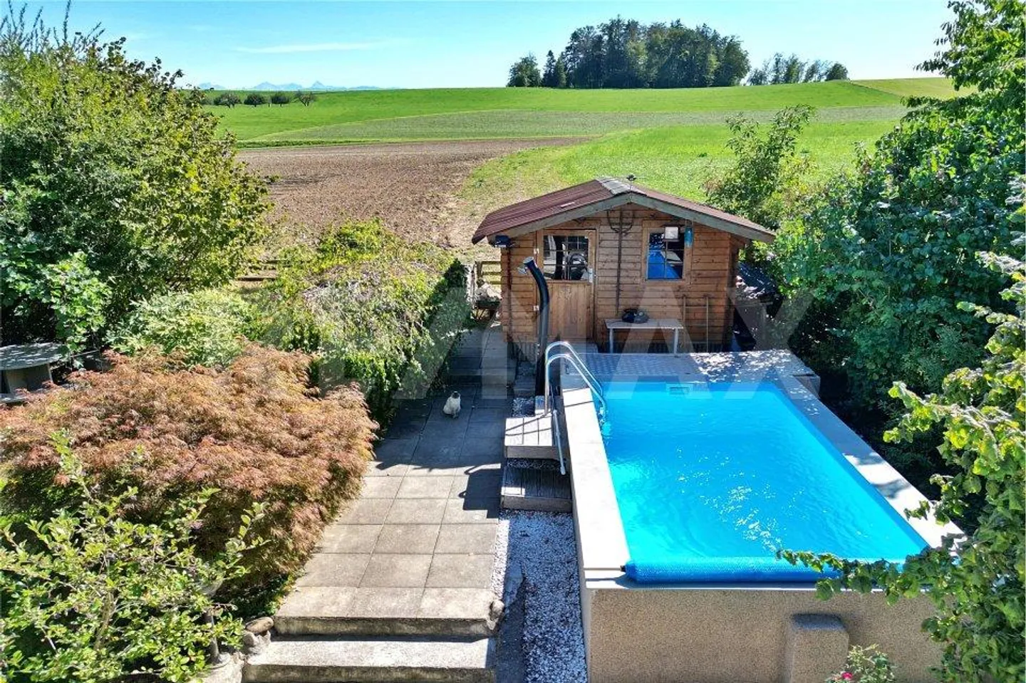 Une maison avec du caractère et une ambiance de vie particulière - Photo 13 sur 13