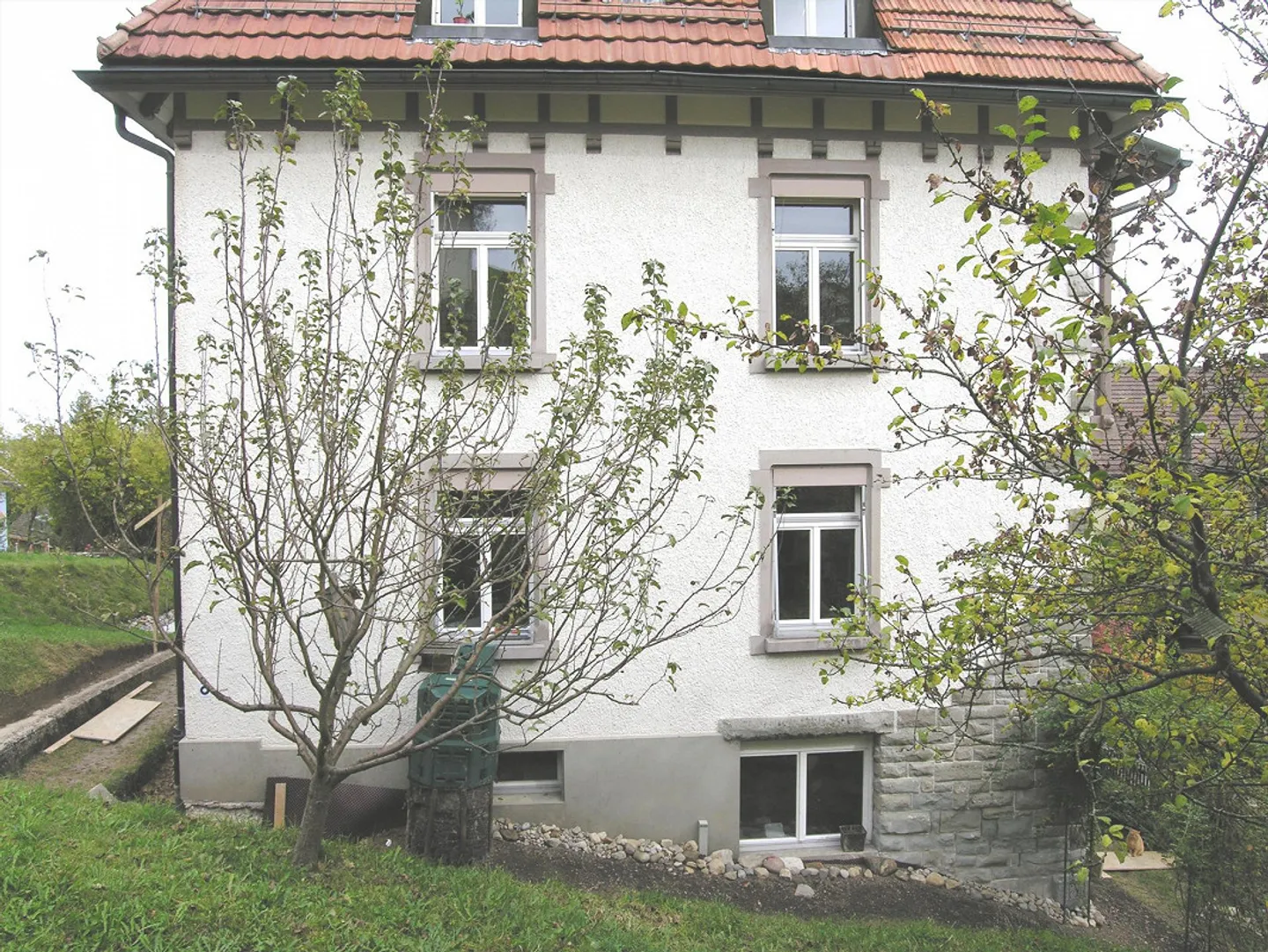 Villa Solitude 2-Room Garden Apartment - Photo 3 of 12