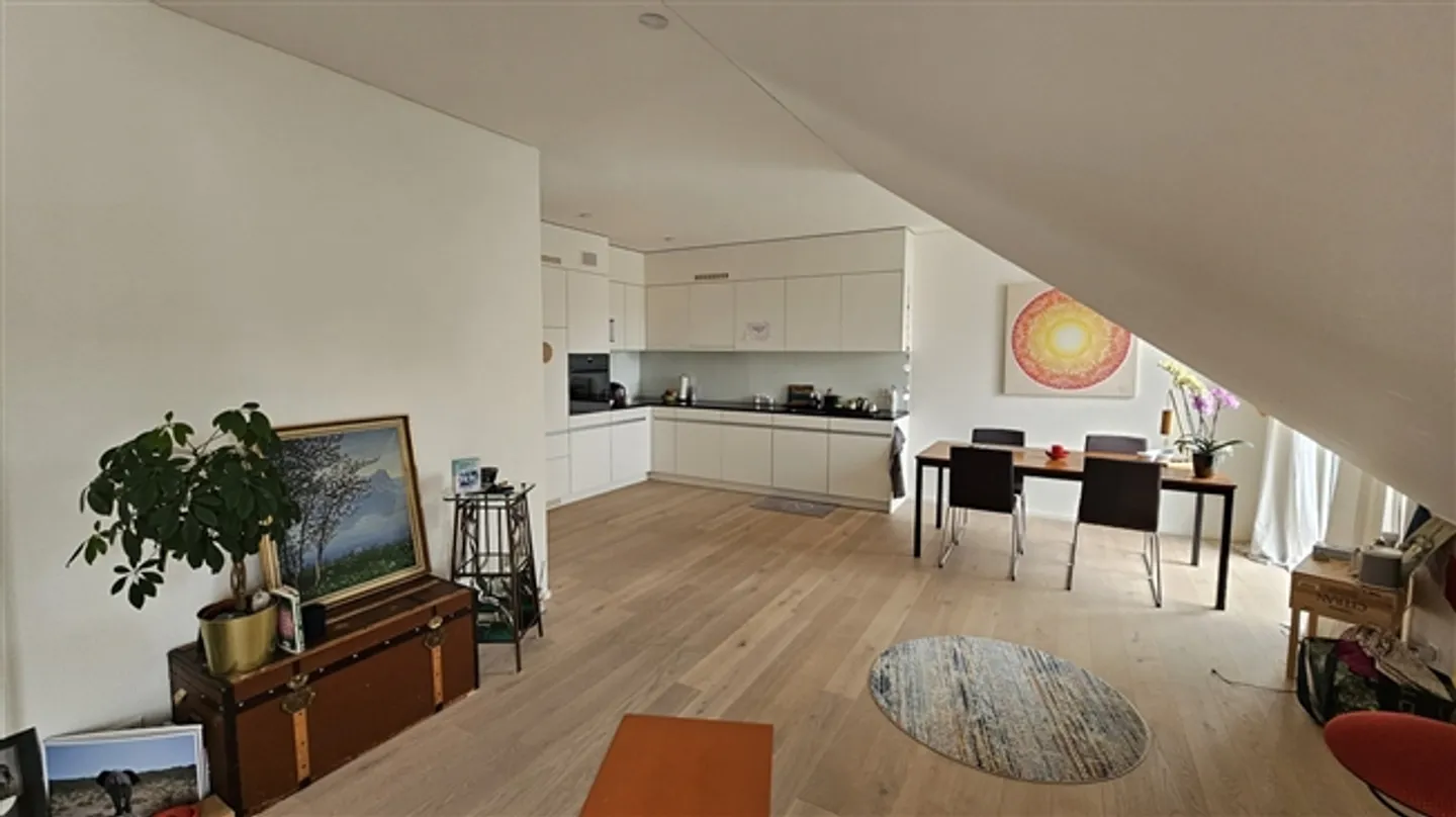 «APPARTEMENT 3½ PIÈCES À SCHNEISINGEN (AG), MEUBLÉ, TEMPORAIRE» - Photo 2 sur 10