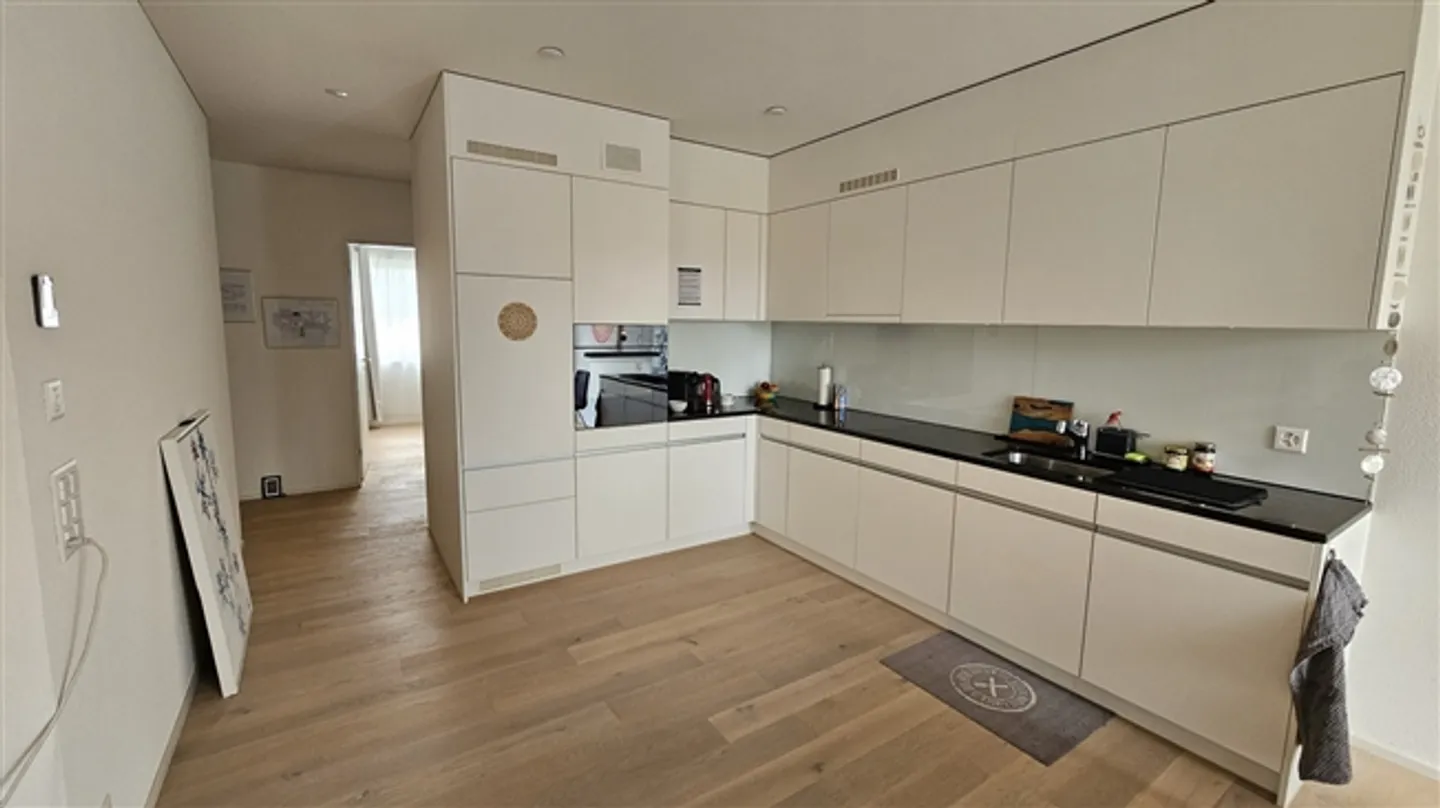 «APPARTEMENT 3½ PIÈCES À SCHNEISINGEN (AG), MEUBLÉ, TEMPORAIRE» - Photo 3 sur 10