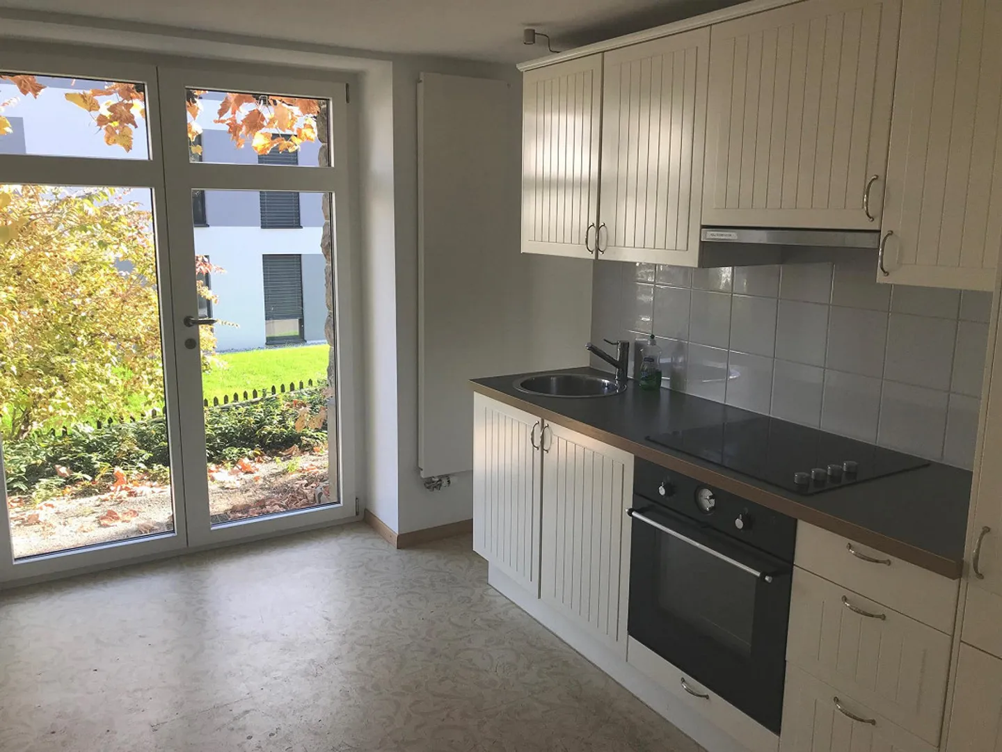 Villa Solitude 2-Room Garden Apartment - Photo 9 of 12