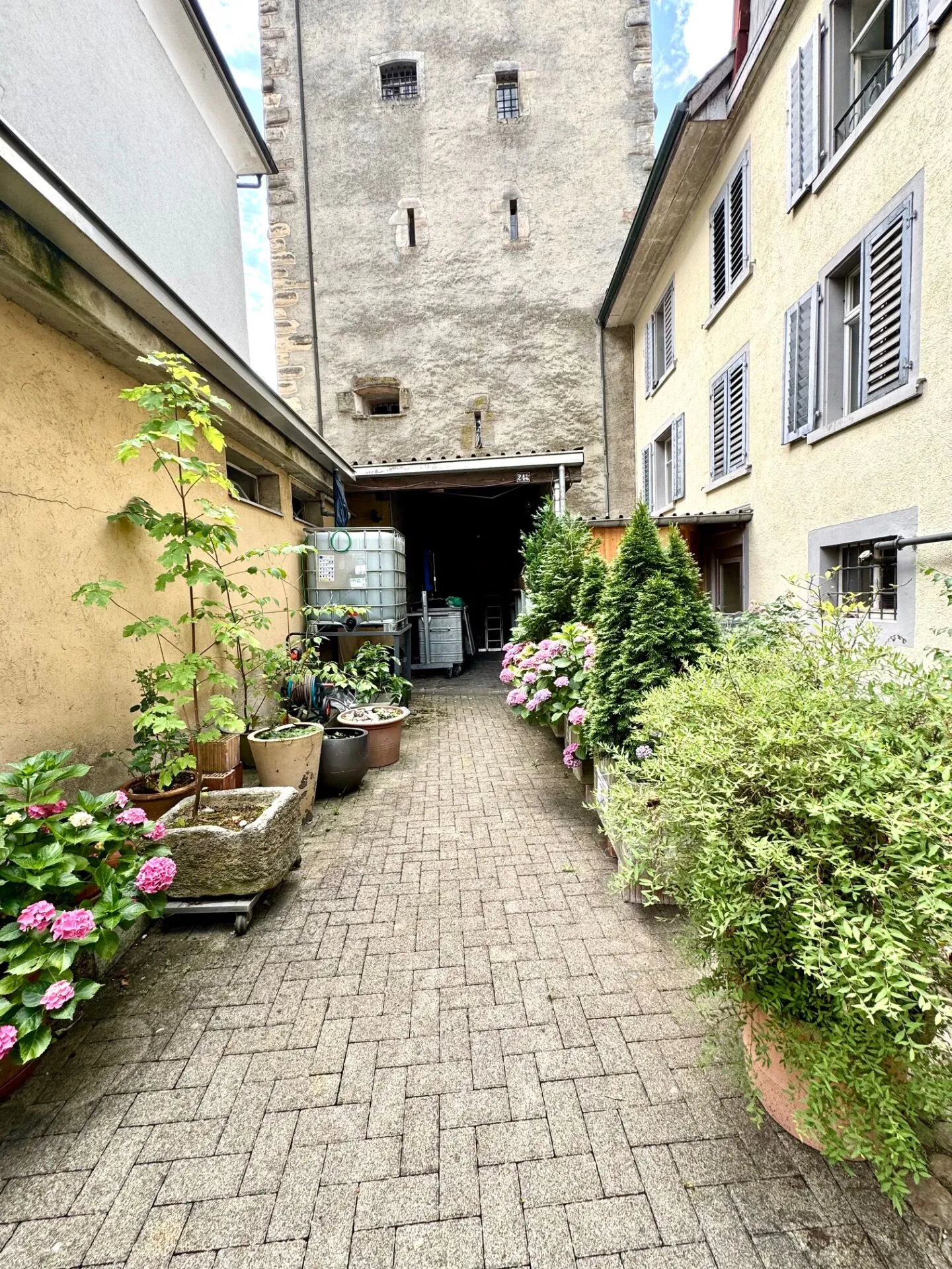 Hôtel et dépendances à vendre - Photo 13 sur 33