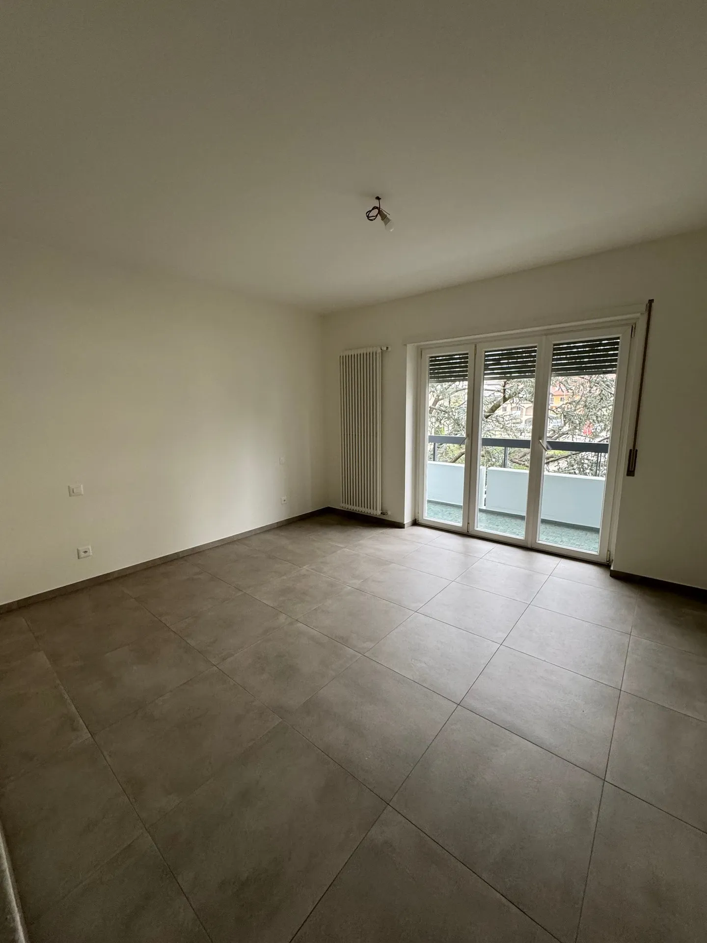 COLDREO - 3.5-ROOM APARTMENT FOR RENT - Photo 5 of 8