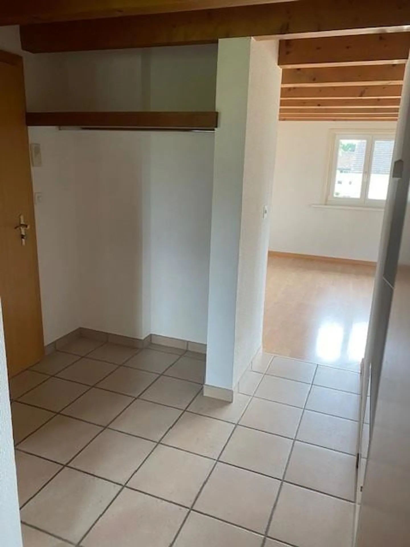 Charmante Wohnung in Montlingen - Foto 1 von 14