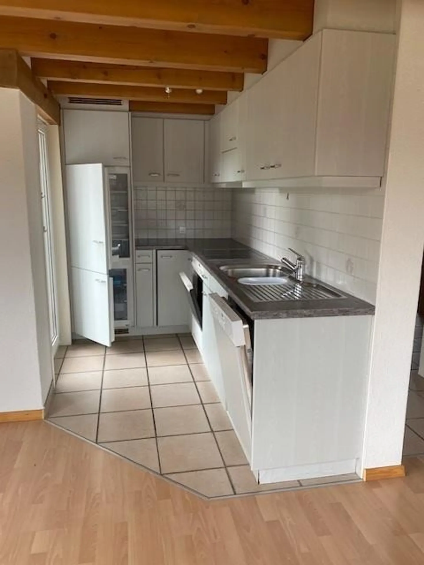 Charmante Wohnung in Montlingen - Foto 4 von 14