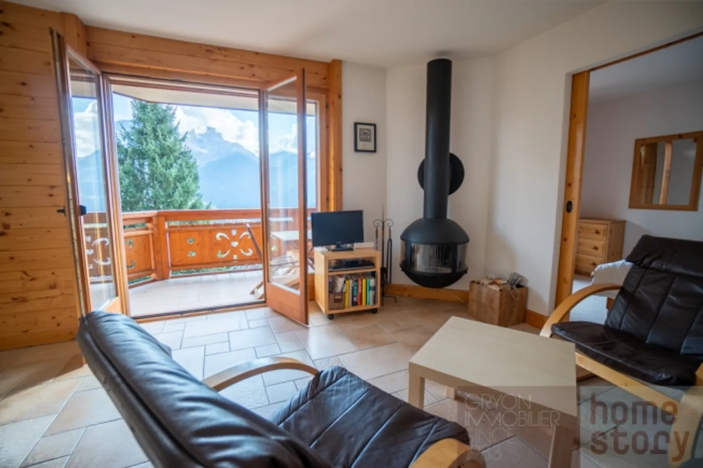 Panoramic view and modern comfort in Barboleuse - Photo 2 of 19