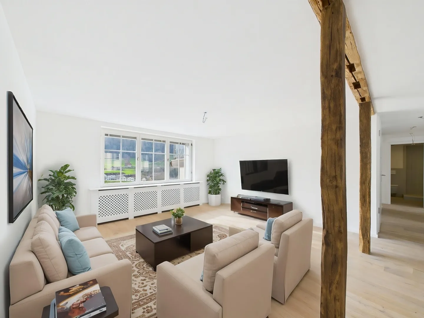 Modern 3.5-room apartment with a panoramic view in the heart of Lichtensteig - Photo 1 of 8