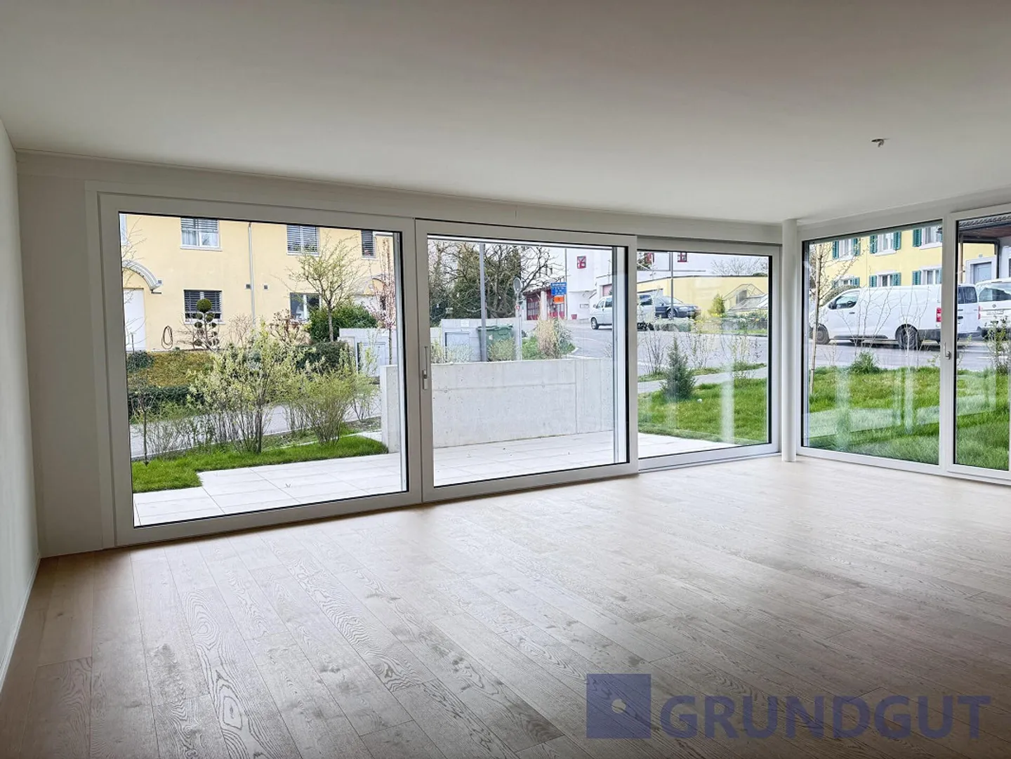 Appartamento nuovo di 4,5 stanze al piano terra - Foto 3 di 11