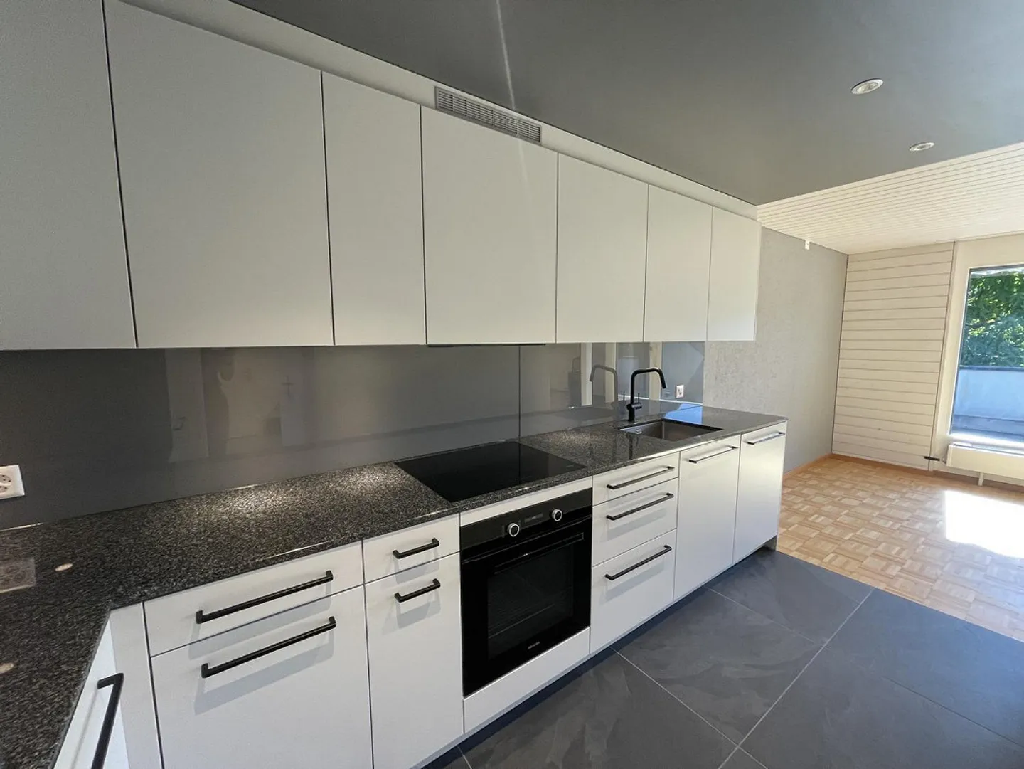 Charmante 3½ Zimmer-Wohnung - Foto 3 von 12