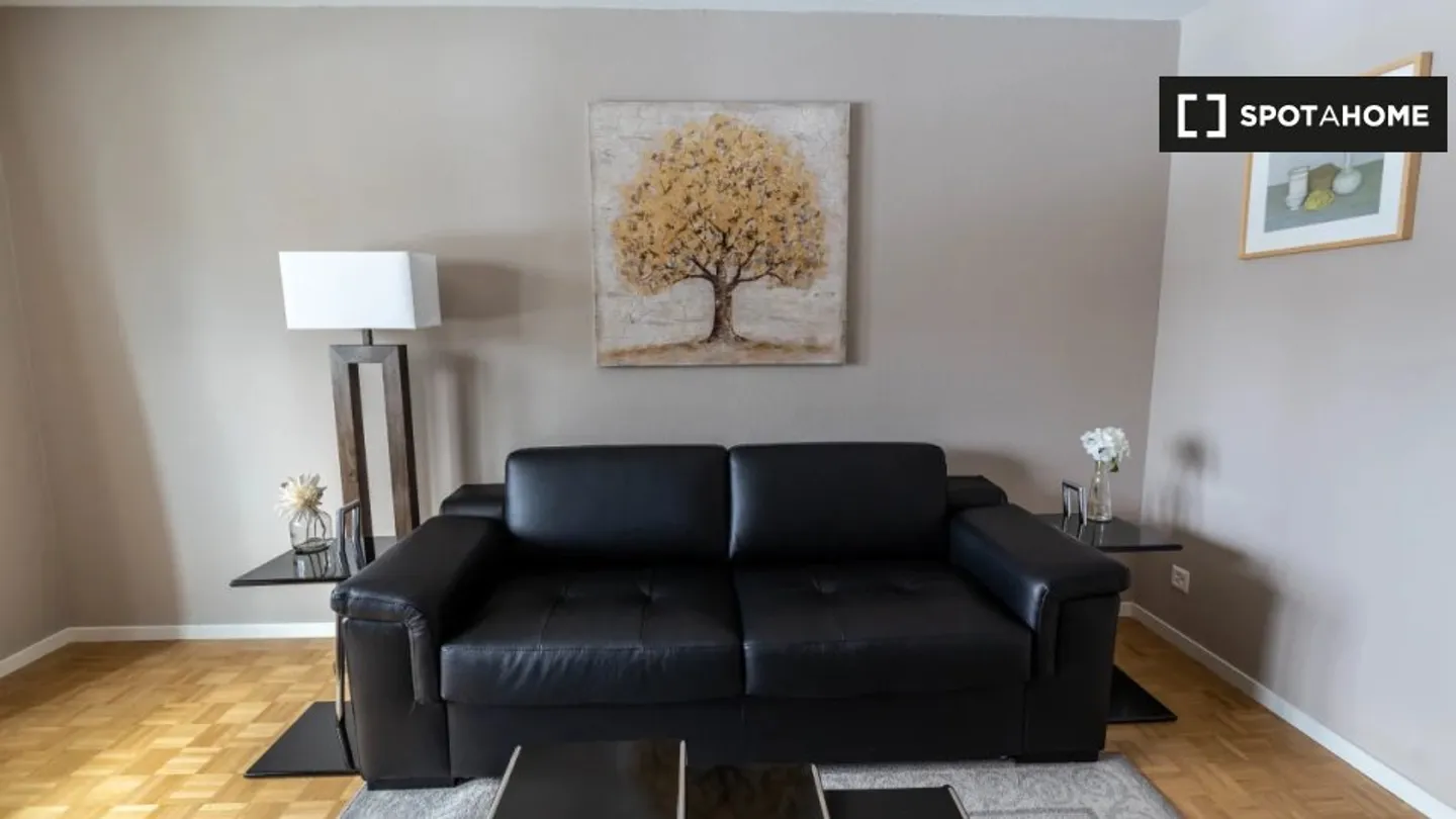 Entdecke, besichtige und miete dein neues Zuhause online mit vollem Vertrauen. - Foto 10 von 10