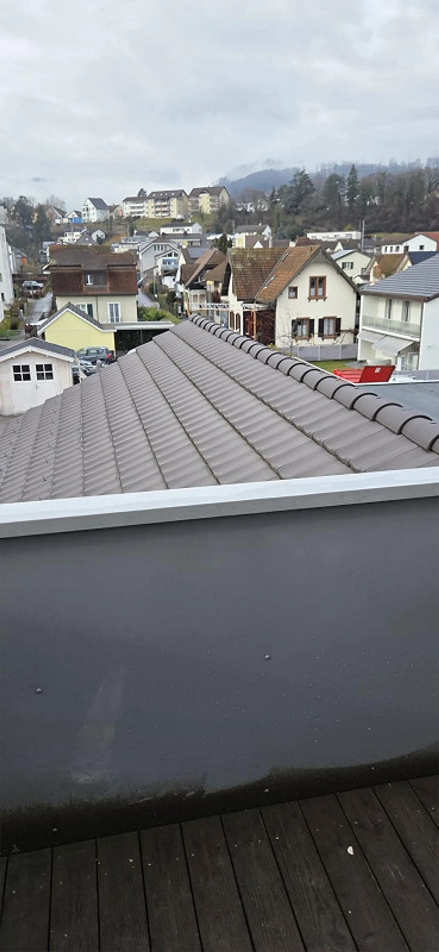 Completely renovated 3-room apartment with large balcony - Photo 11 of 13