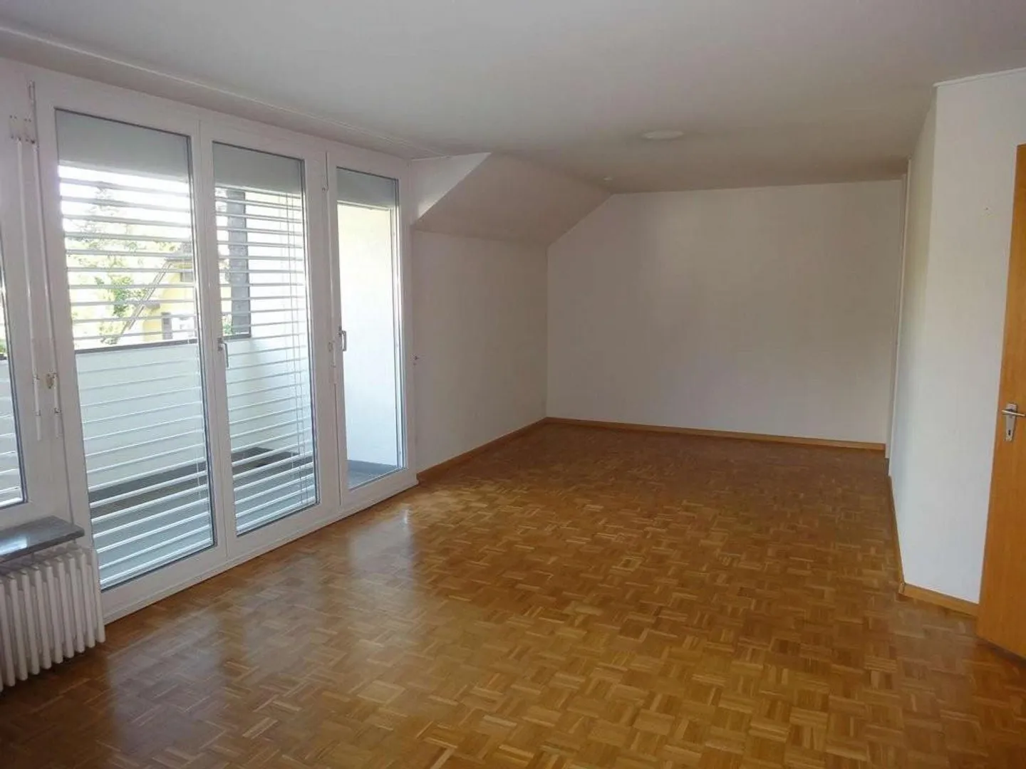 Attico elegante con vista magnifica - Foto 3 di 11