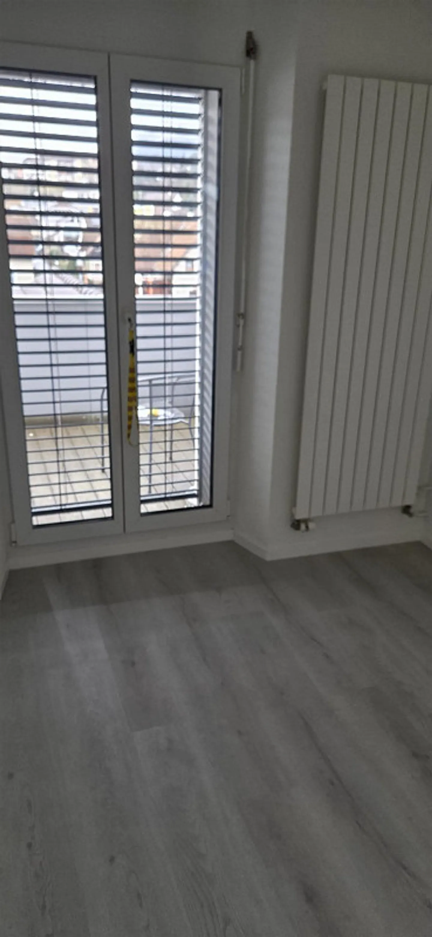 Completely renovated 3-room apartment with large balcony - Photo 7 of 13