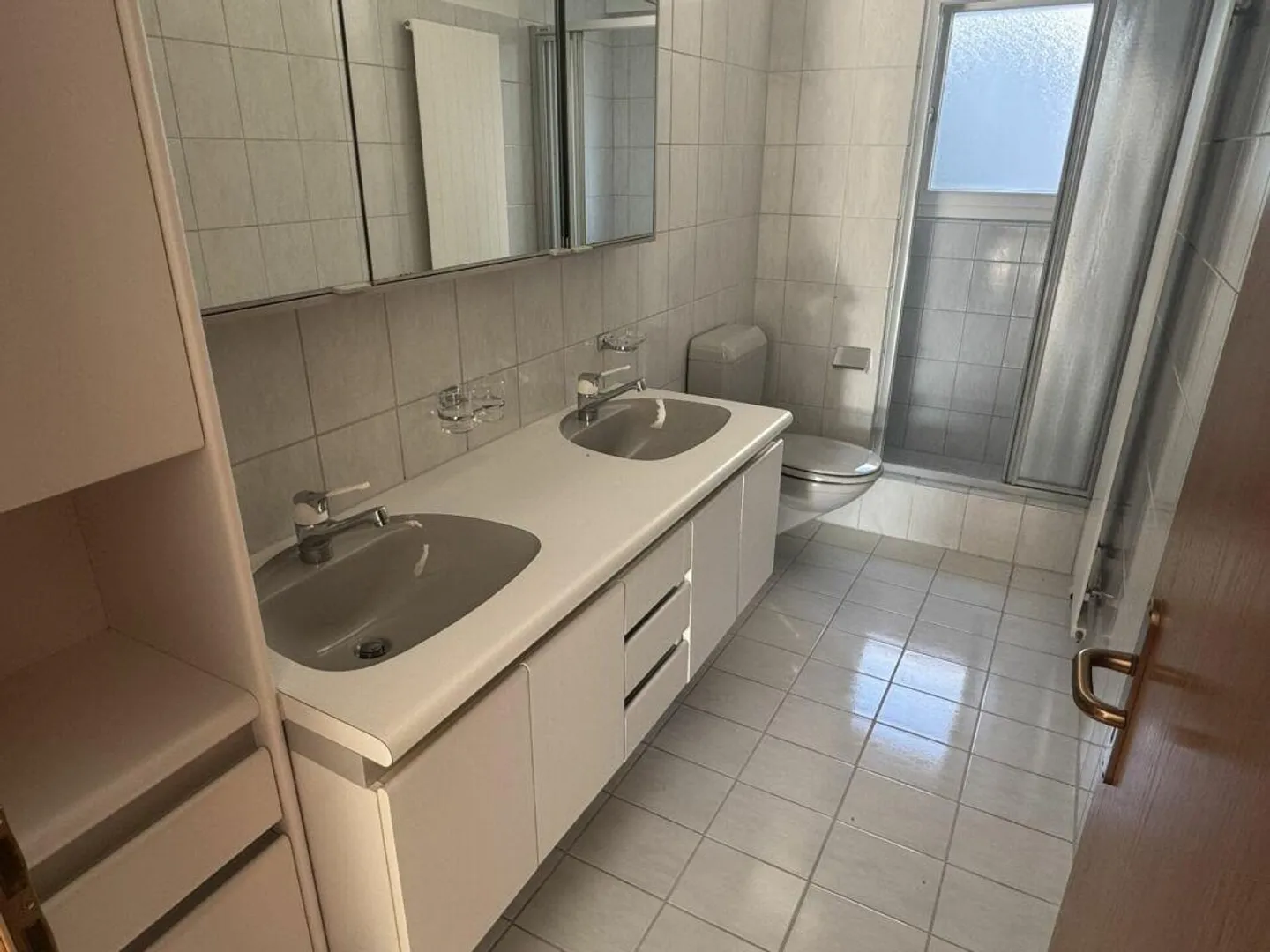 Appartamento di 4,5 stanze in posizione privilegiata al lago - Foto 8 di 15