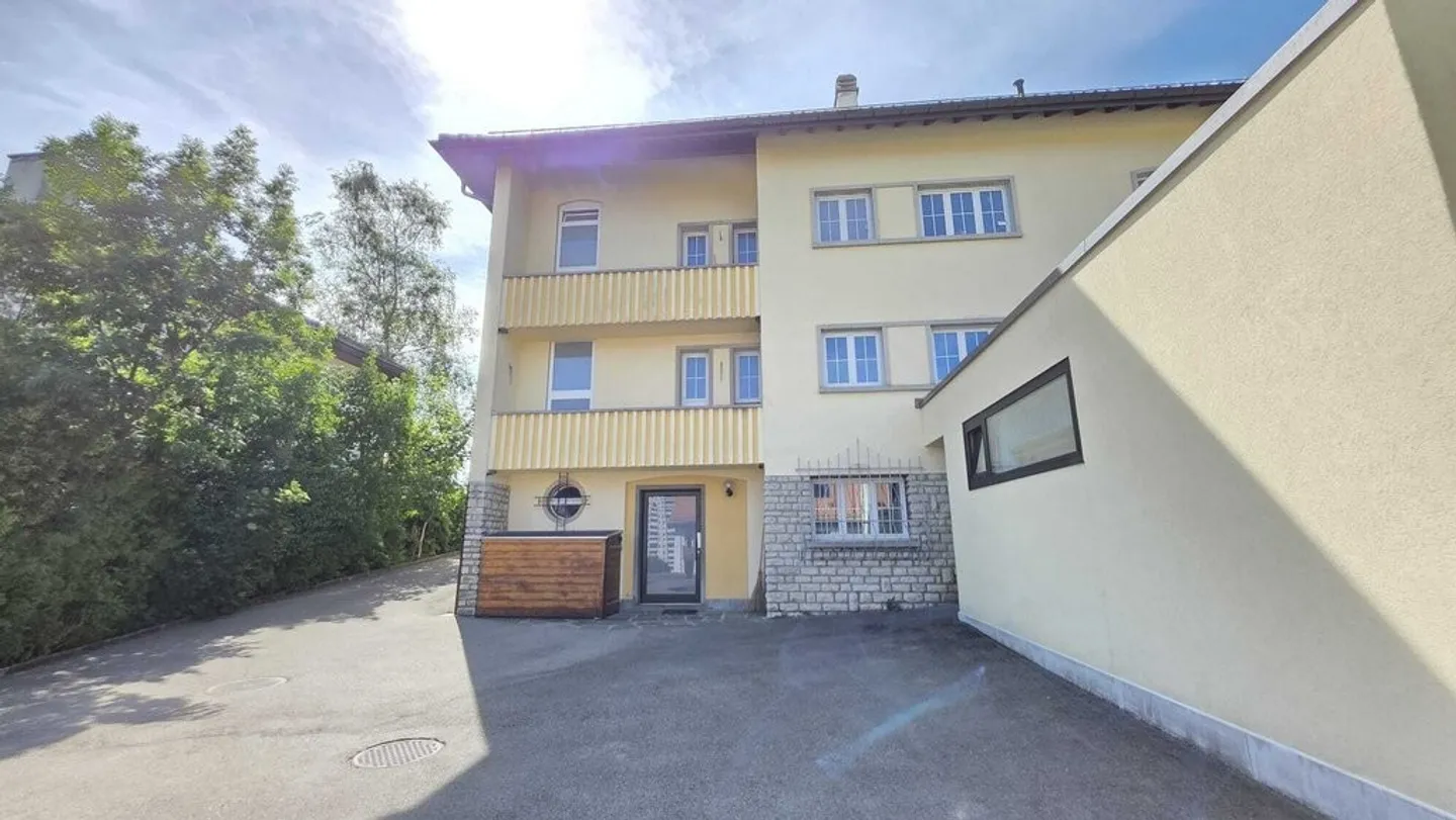 Appartement spacieux 7 pièces - Photo 11 sur 12
