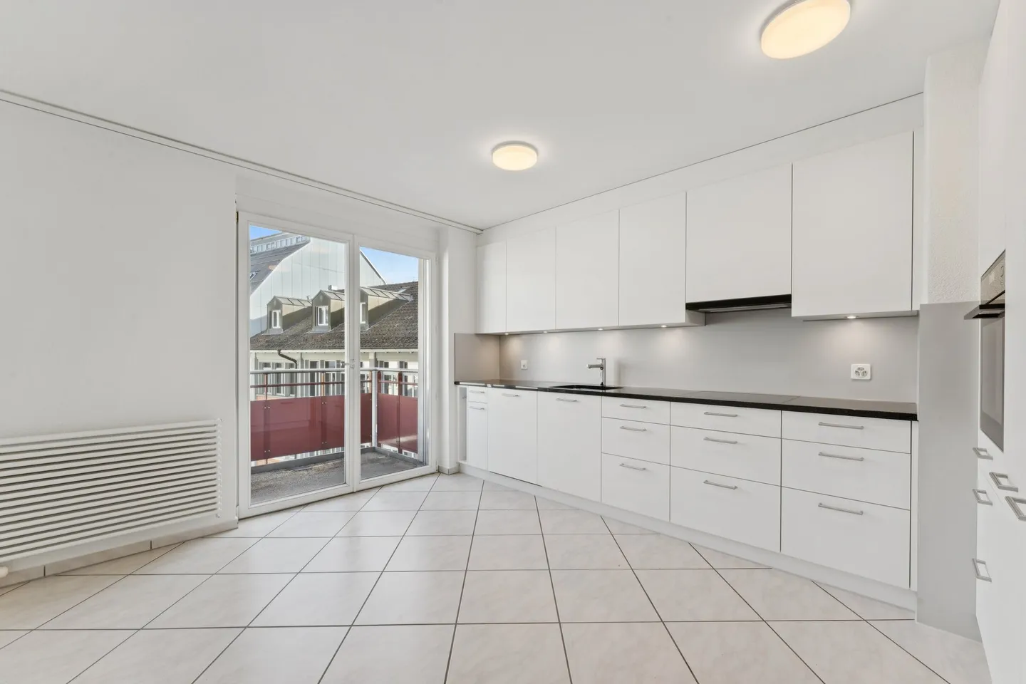 Luminoso appartamento di 5,5 stanze in una posizione tranquilla nel cuore di Lucerna - Foto 3 di 11