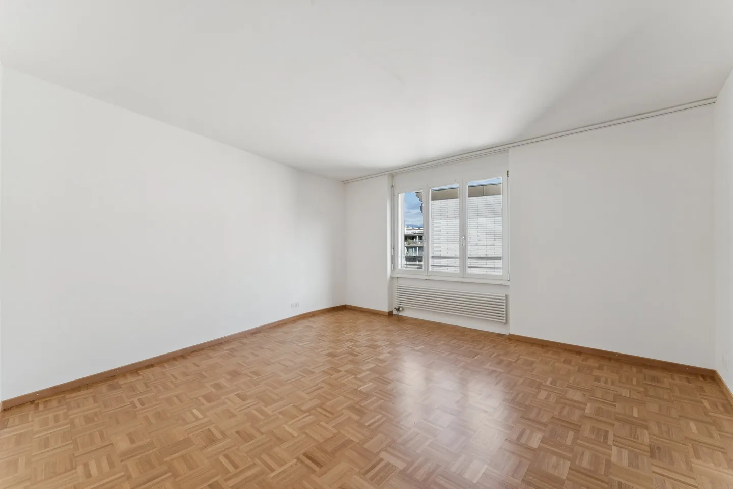 Luminoso appartamento di 5,5 stanze in una posizione tranquilla nel cuore di Lucerna - Foto 4 di 11