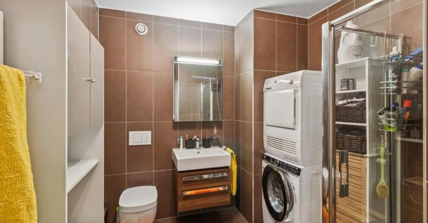 Bright 3.5 rooms with 100 m² garden. - Photo 11 of 12