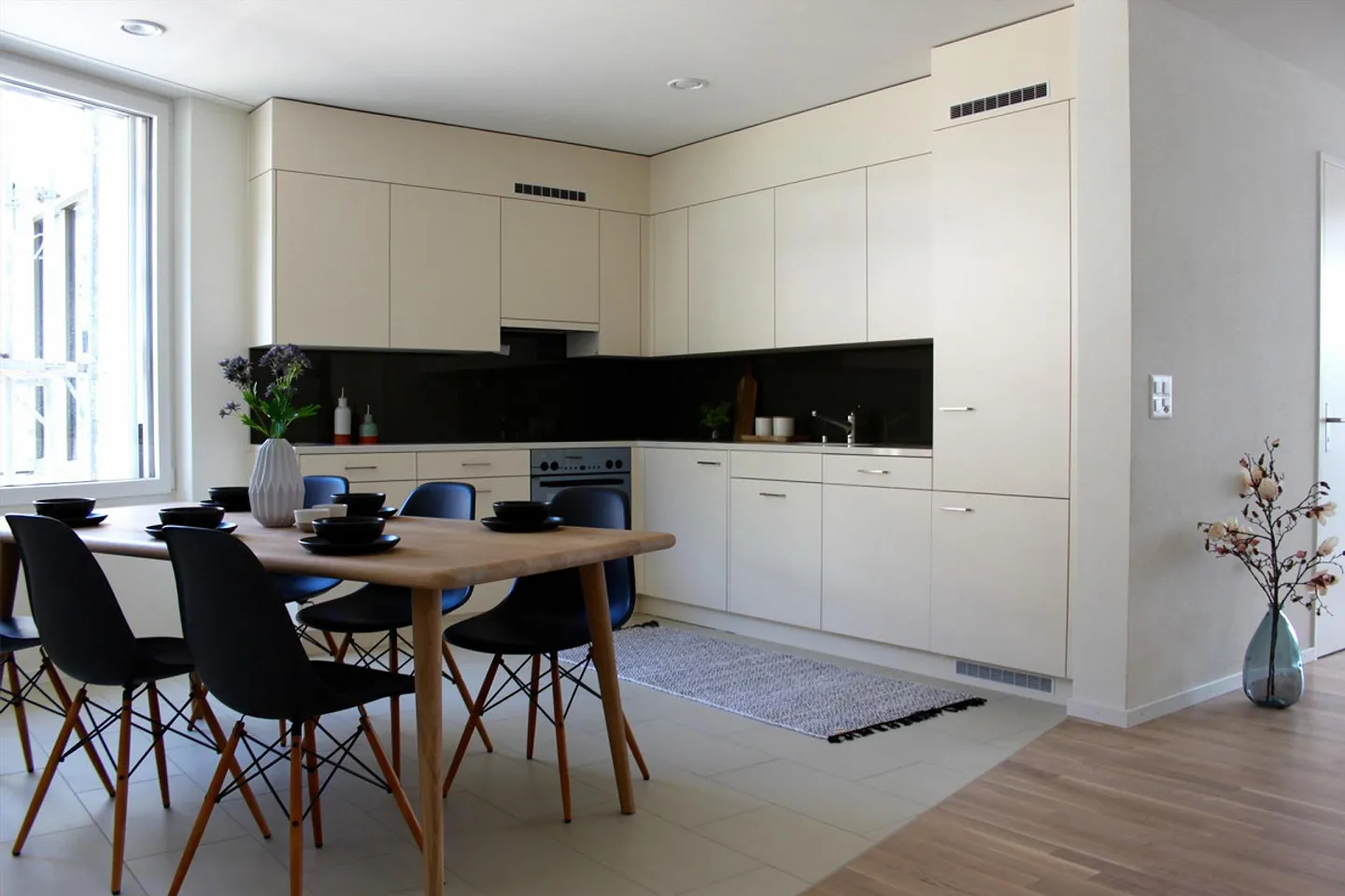 Appartement moderne 3½ pièces - Photo 3 sur 7