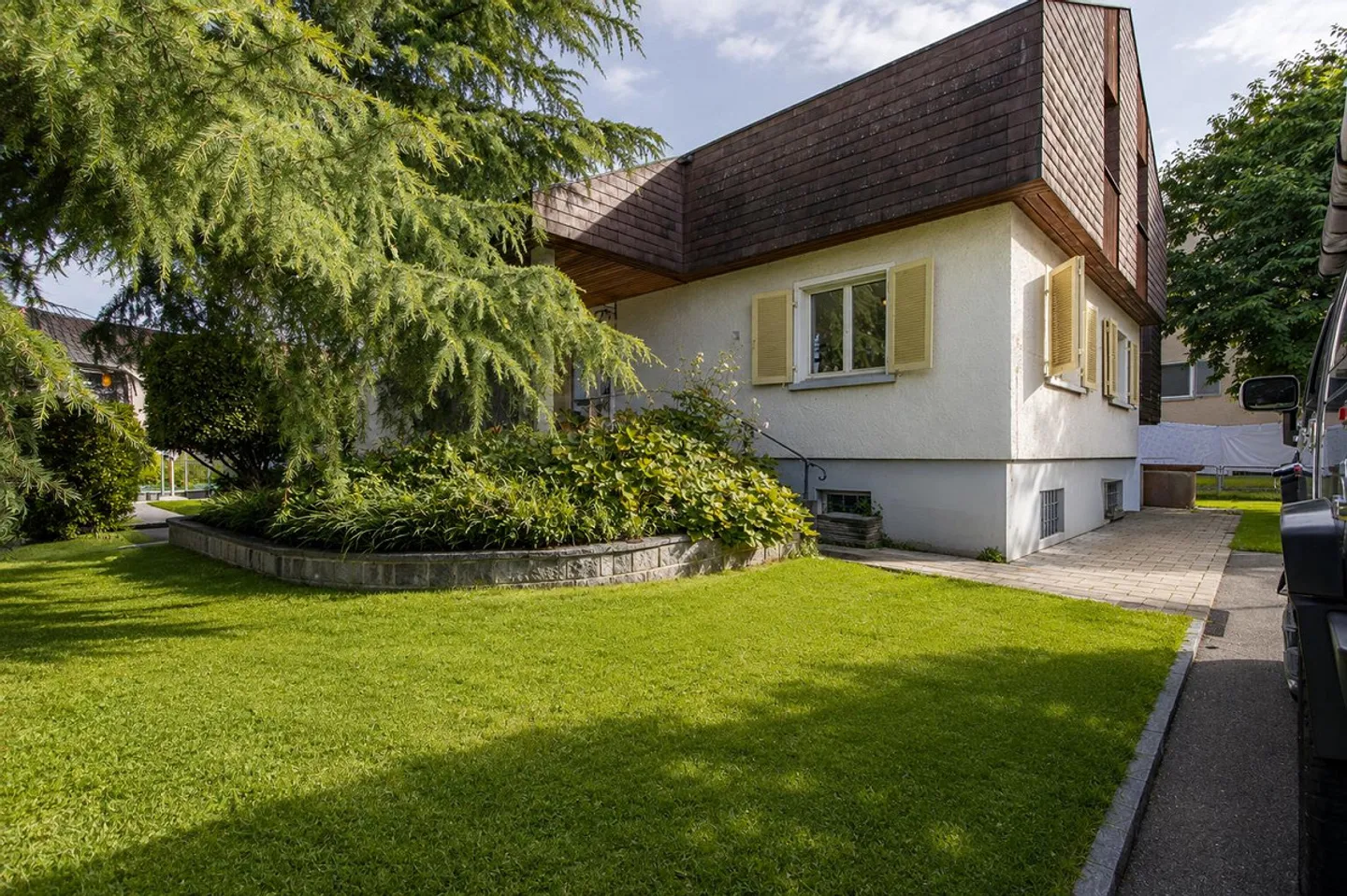 Geräumige Doppelhaushälfte - Foto 3 von 12