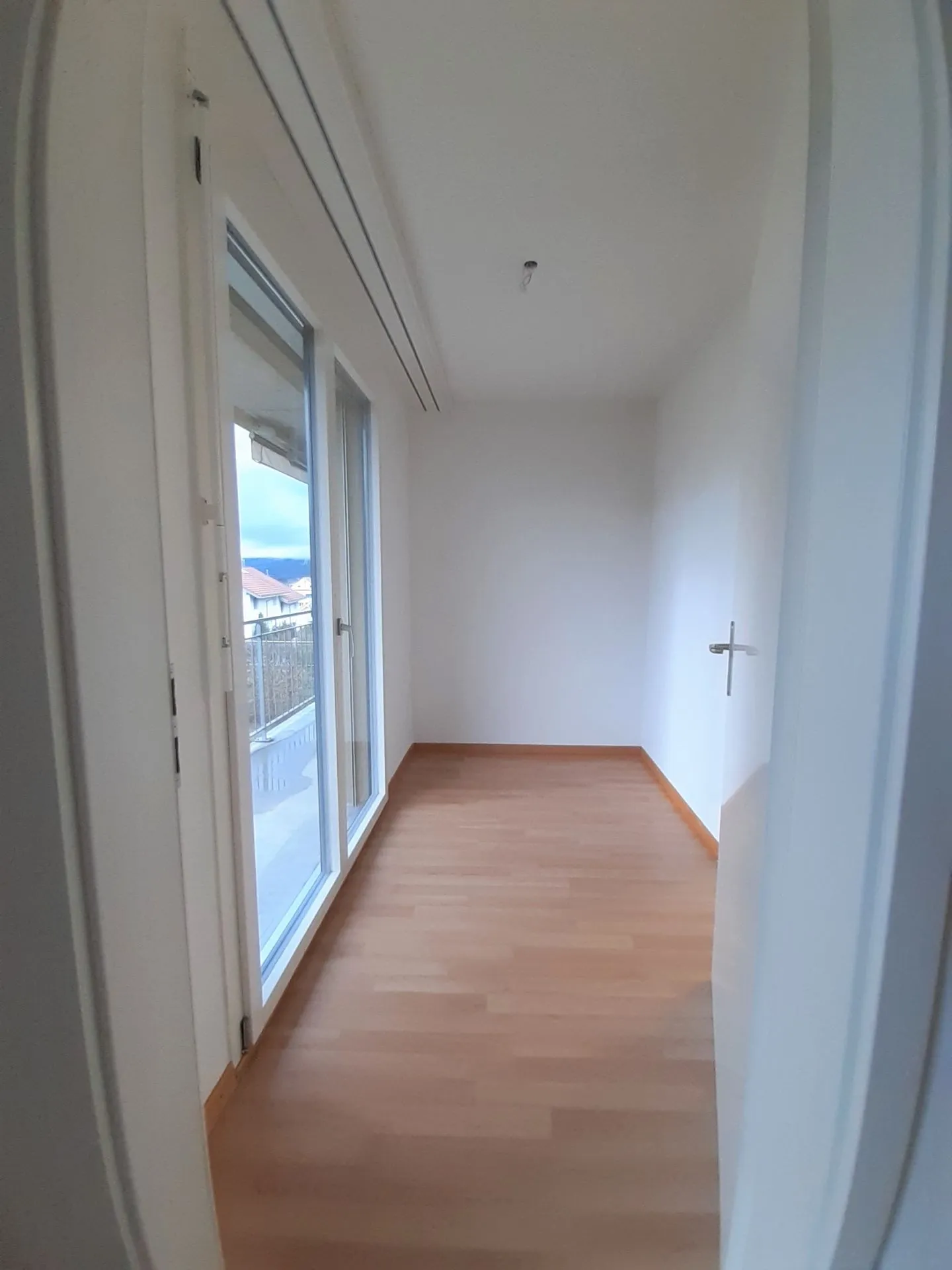 Bright 3.5 Room Apartment on the 1st Floor - Photo 9 of 14