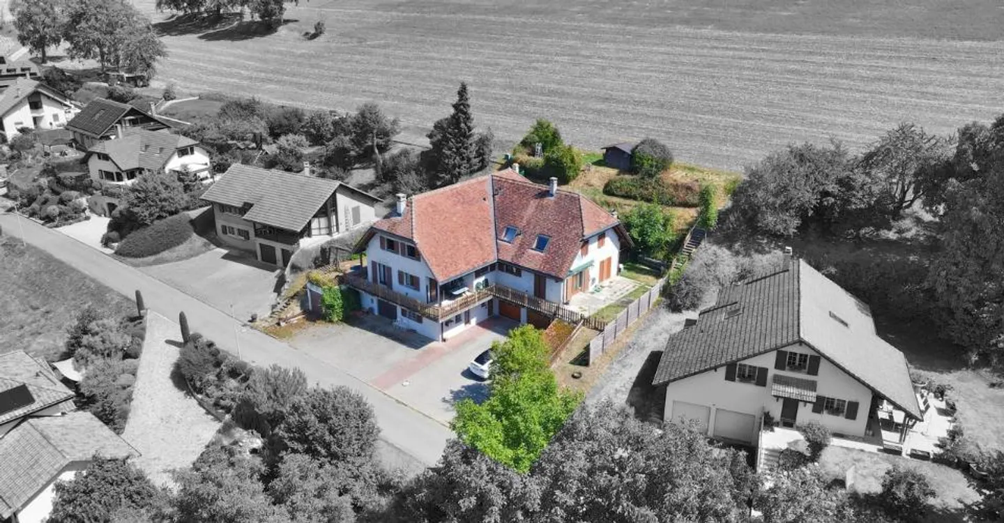 Villa individuelle de 2 logements à Seigneux - VD - Foto 2 di 13