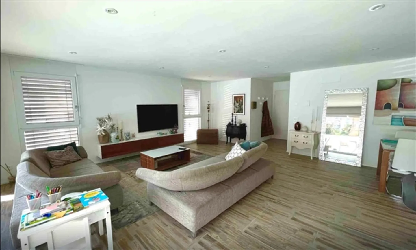 Résidence moderne avec 3 appartements - Photo 5 sur 10