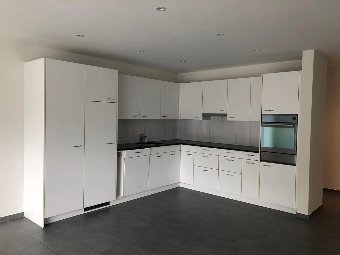 Appartamento attraente di 4 1/2 stanze ad Amlikon - Foto 2 di 14
