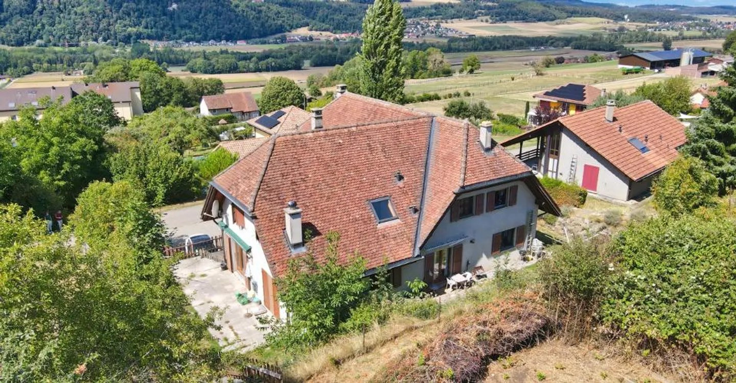 Villa individuelle de 2 logements à Seigneux - VD - Foto 3 di 13